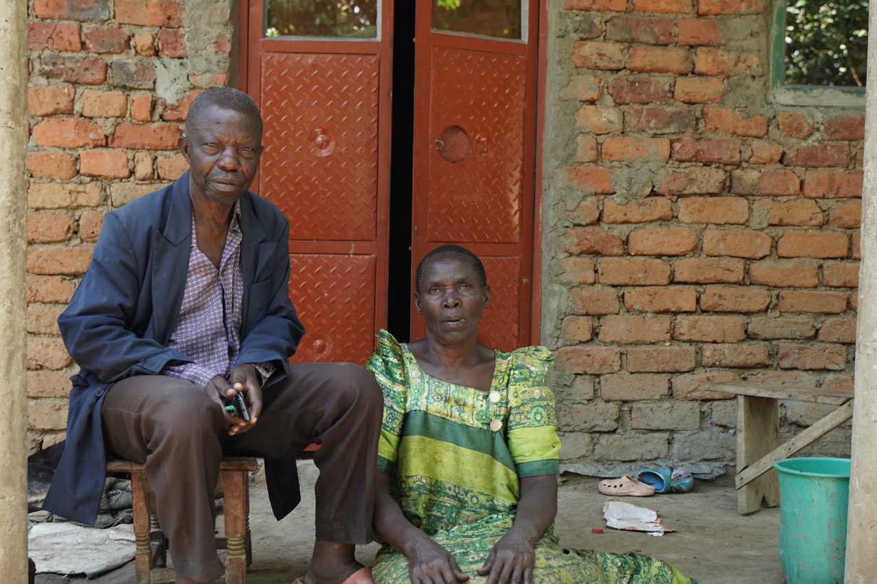 Members of the co-op tell us about the earlier days of starting the co-op.
